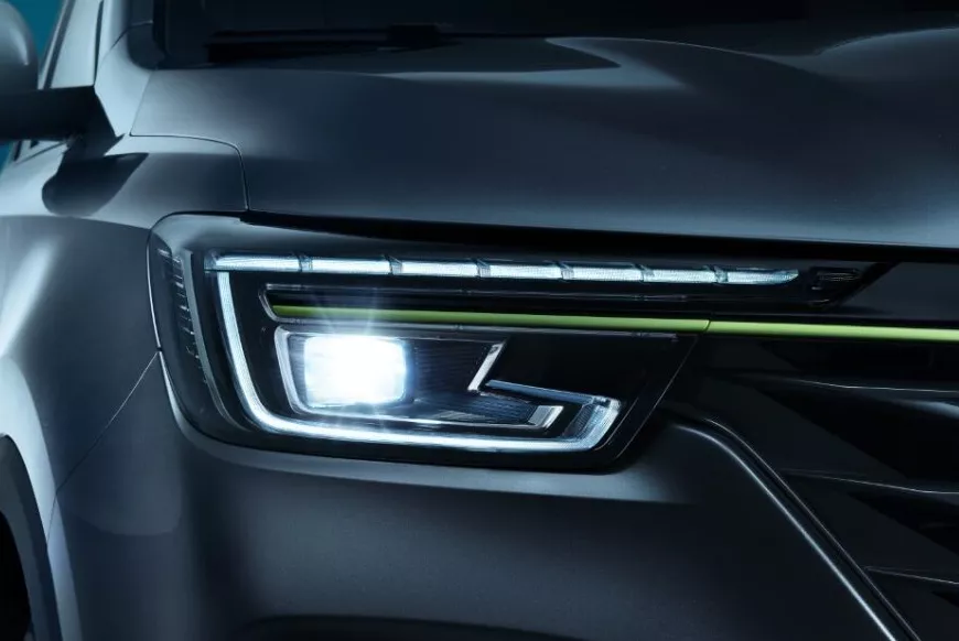 Đ&egrave;n pha của MG RX5 2024