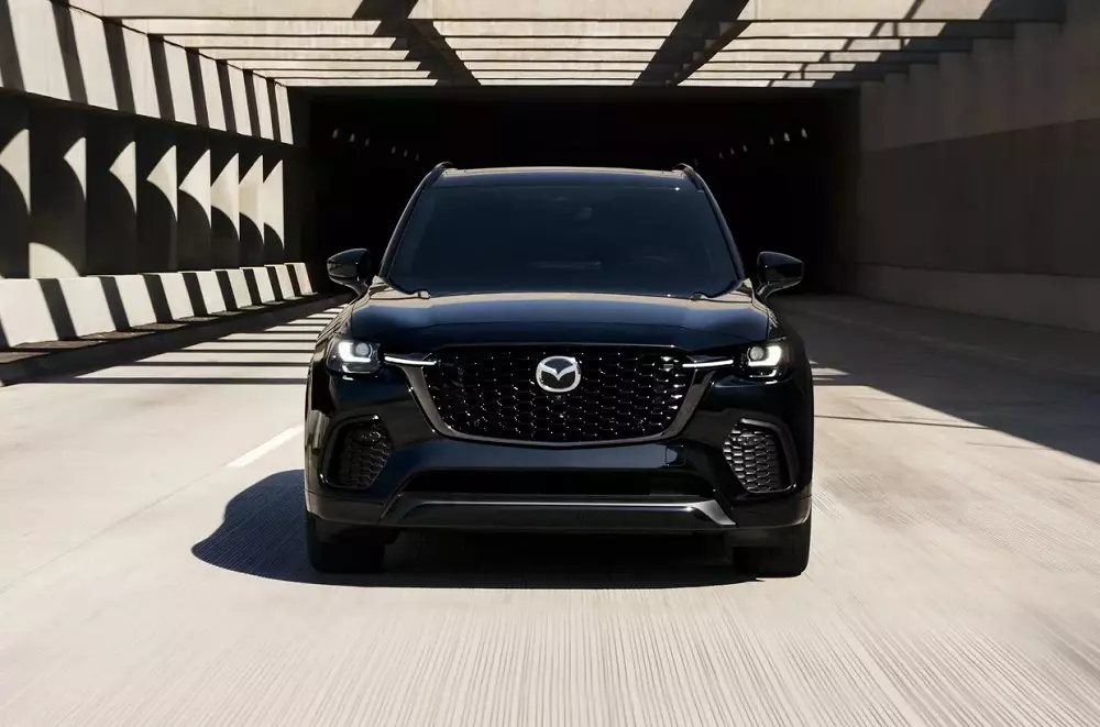 Mazda CX-70 2024 có 3 tùy chọn động cơ