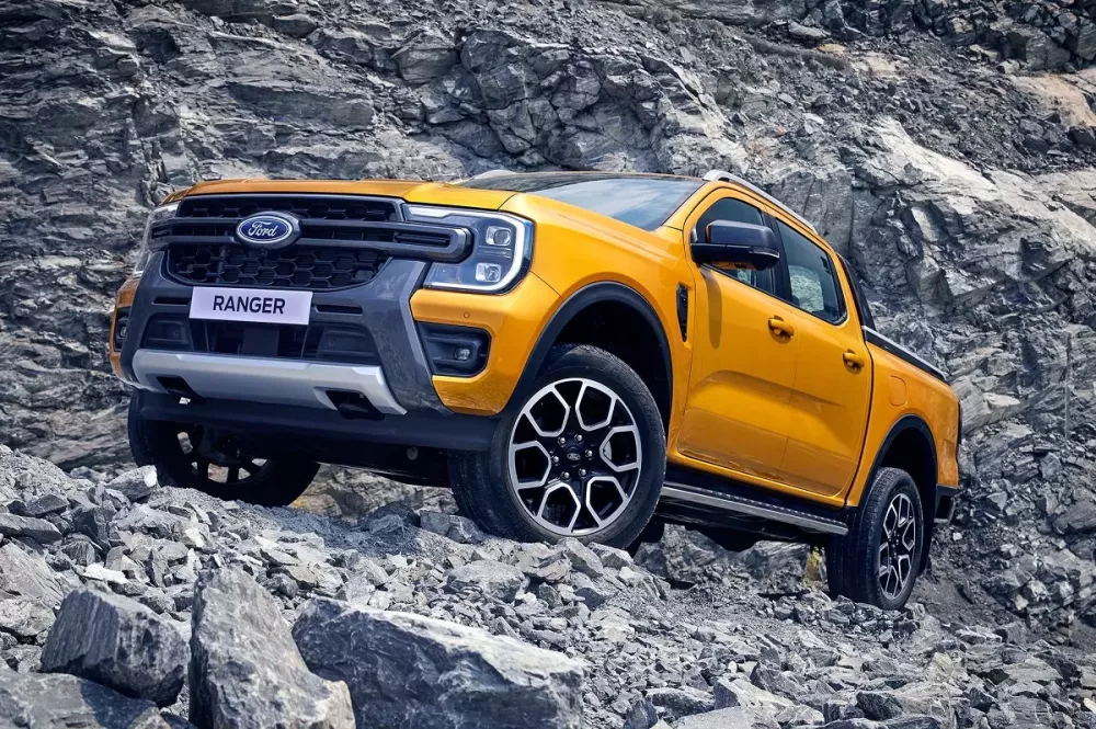 Ford Ranger Wildtrak V6 3.0 Turbo 10AT 4×4 sở hữu trang bị an toàn phong phú