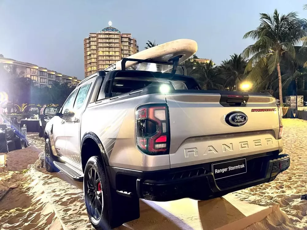 Ford Ranger Stormtrak dùng động cơ diesel tăng áp kép, dung tích 2.0L quen thuộc