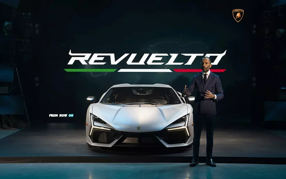 Siêu xe Lamborghini Revuelto chính thức ra mắt Việt Nam, giá lên đến 44 tỷ đồng