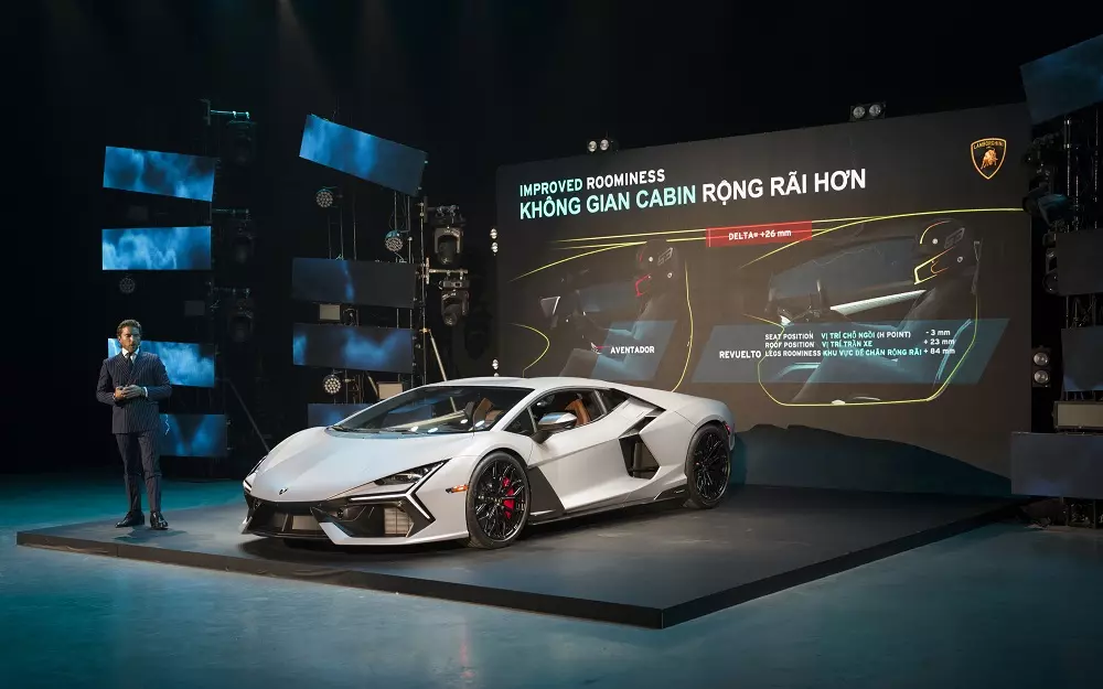 Revuelto là siêu xe thương mại đầu tiên của Lamborghini dùng hệ truyền động PHEV