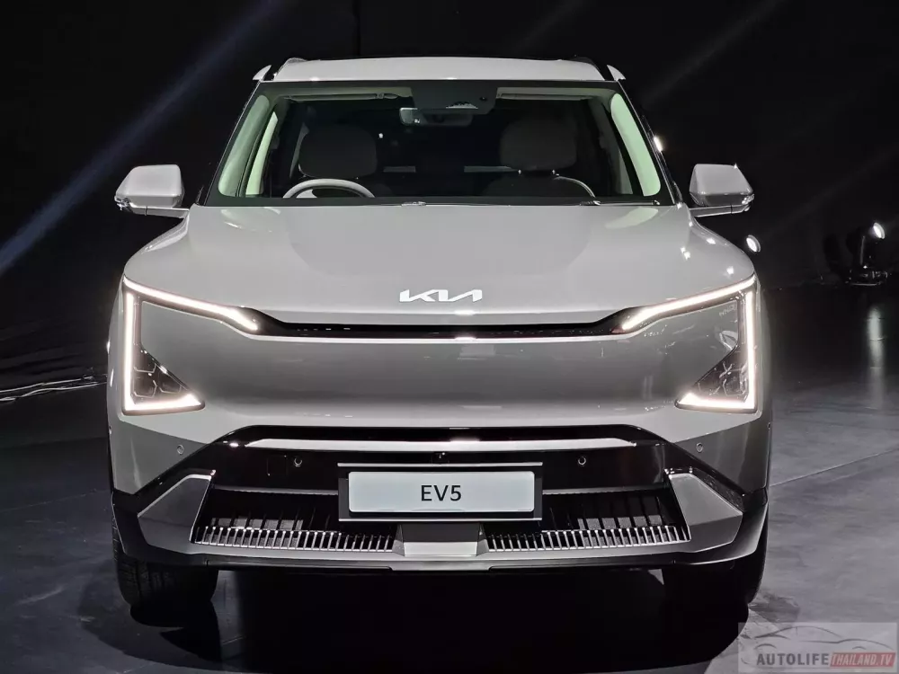 Cận cảnh đầu xe của Kia EV5 