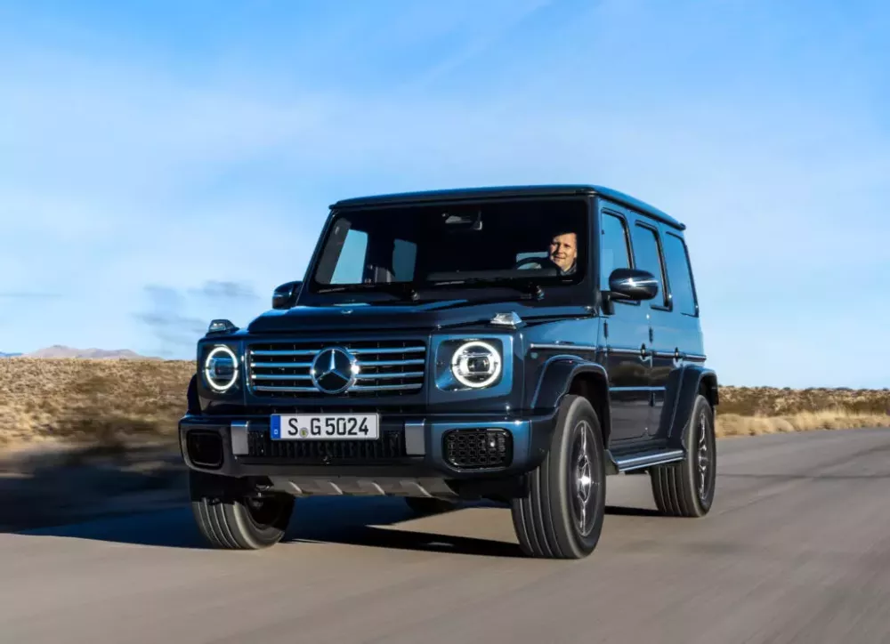 Mercedes-Benz G550 2024 dùng động cơ mild hybrid với máy xăng 6 xi-lanh