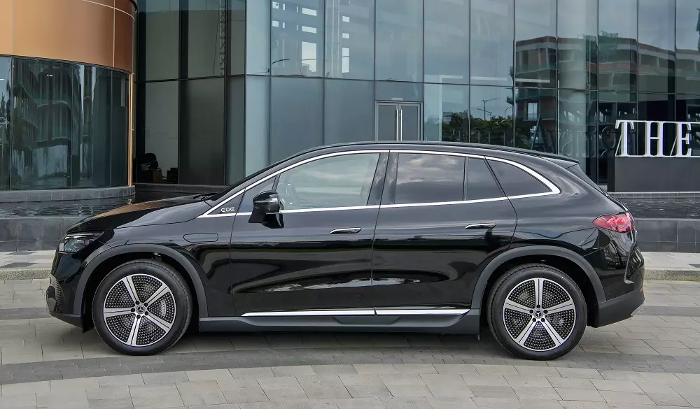 Mercedes-Benz EQE SUV 2024 là SUV điện hạng sang cỡ trung