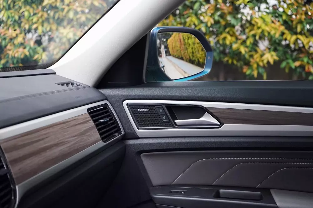 Hệ thống âm thanh cao cấp hơn là điểm nhấn của Volkswagen Teramont Limited Edition Hệ thống âm thanh cao cấp hơn là điểm nhấn của Volkswagen Teramont Limited Edition
