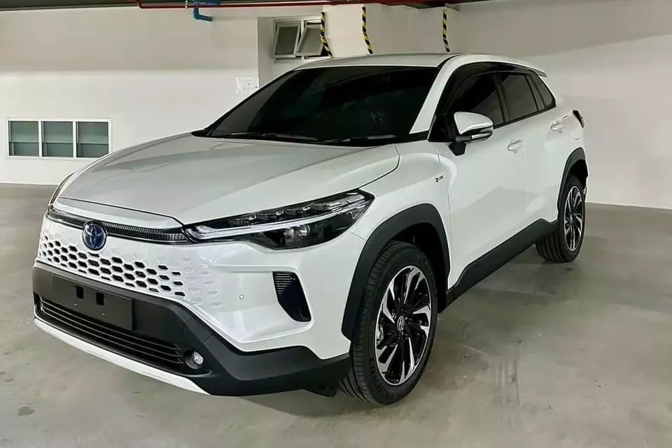 Toyota Corolla Cross 2024 tại Việt Nam sẽ có thiết kế đầu xe mới