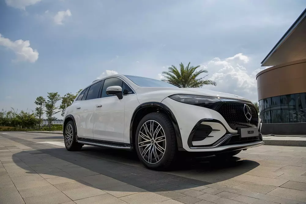 Mercedes-Benz EQS SUV 2024 là mẫu xe điện mạnh mẽ