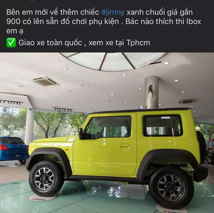 Suzuki Jimny mới ra mắt chính thức đã bị bán bia kèm lạc tại đại lý, giá có nơi lên đến gần 900 triệu đồng