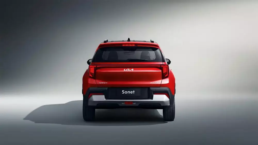 Kia Sonet 2024 nhìn từ phía sau