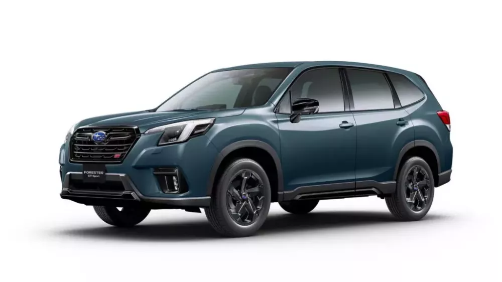 Subaru Forester STI Sport Black Interior Selection được sơn màu xanh đậm Offshore Blue Metallic