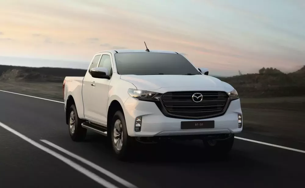 Mazda BT-50 2024 mới ra mắt tại Thái Lan