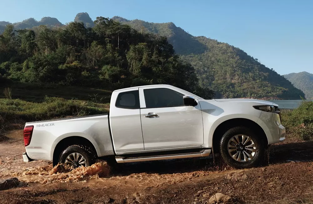 Mazda BT-50 2024 có thêm vành 18 inch mới