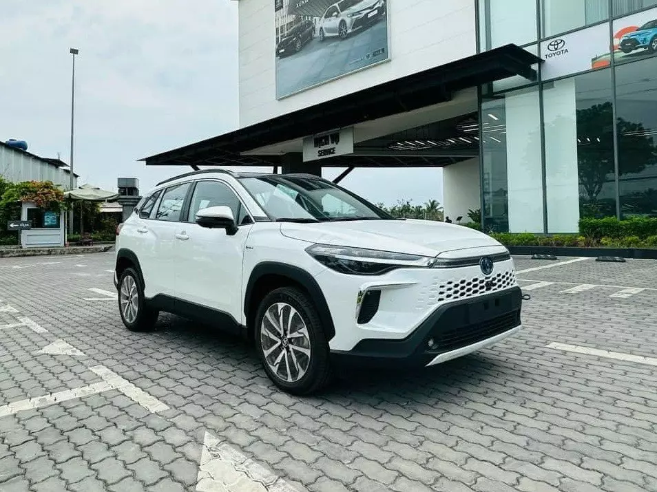 Toyota Corolla Cross 2024 vẫn dùng động cơ cũ