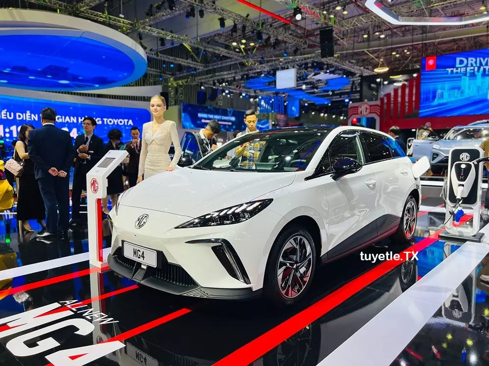 MG4 EV sở hữu thiết kế lai giữa xe crossover và hatchback