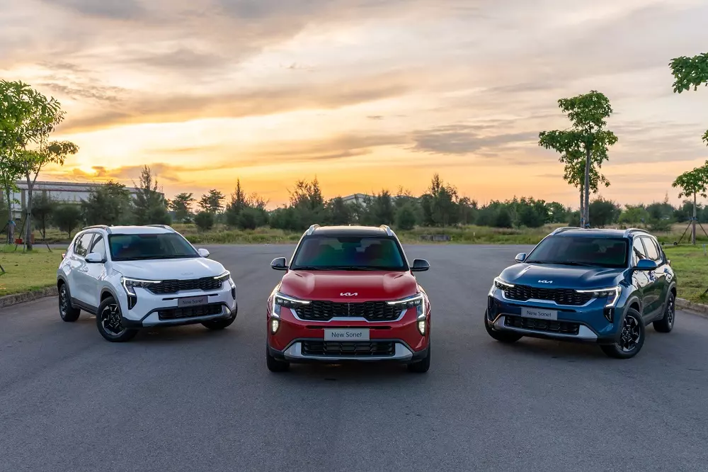 Kia Sonet 2024 có 3 phiên bản là Deluxe, Luxury và Premium