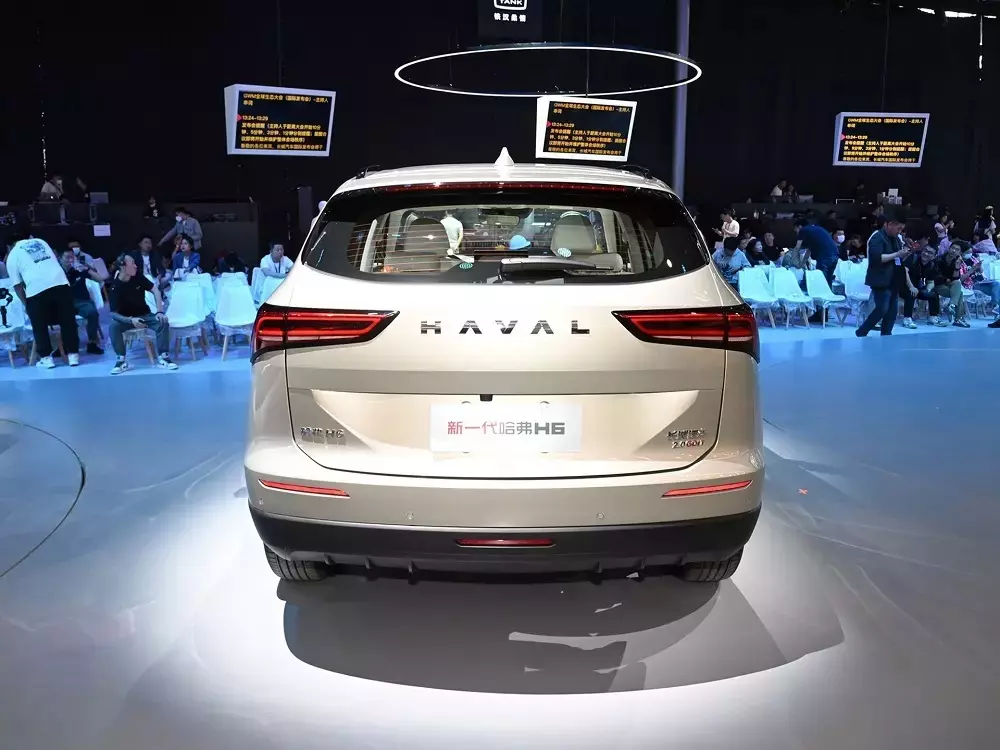 Haval H6 2025 có thêm đèn hậu mới