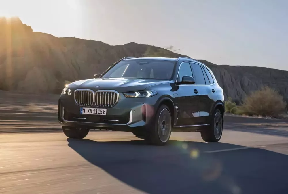 SUV hạng sang BMW X5 được ưu đãi đến 175 triệu đồng