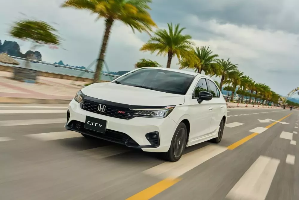 Honda City được khuyến mãi gần 60 triệu đồng.