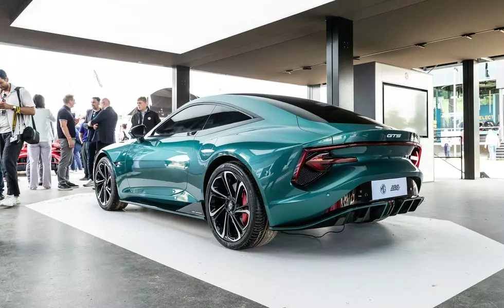 MG Cyber GTS cũng là xe thuần điện như Cyberster