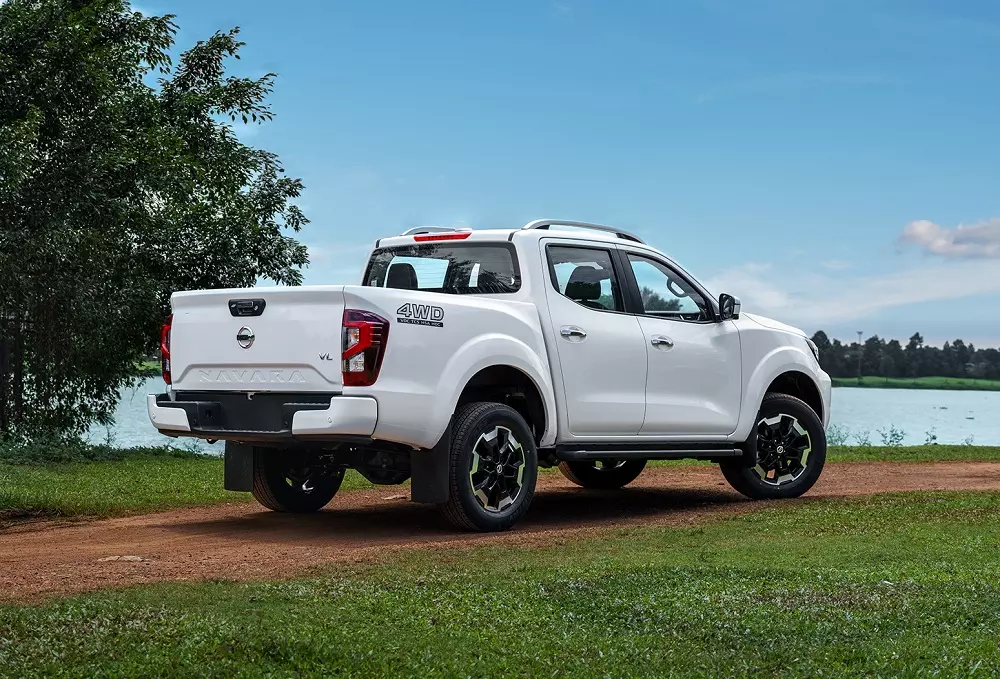 Nissan Navara dùng hệ thống treo đa liên kết sau