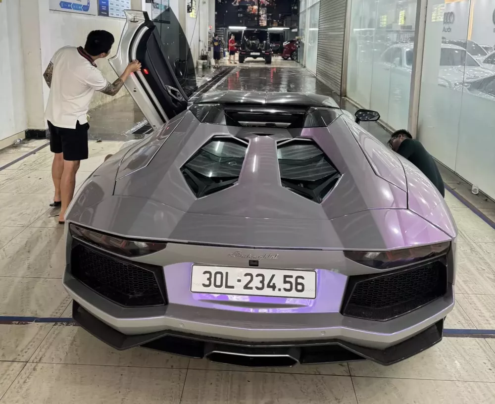 Đã hiếm chiếc siêu xe mui trần Lamborghini này còn được ướm thử siêu biển sảnh rồng, quá chất- Ảnh 2.