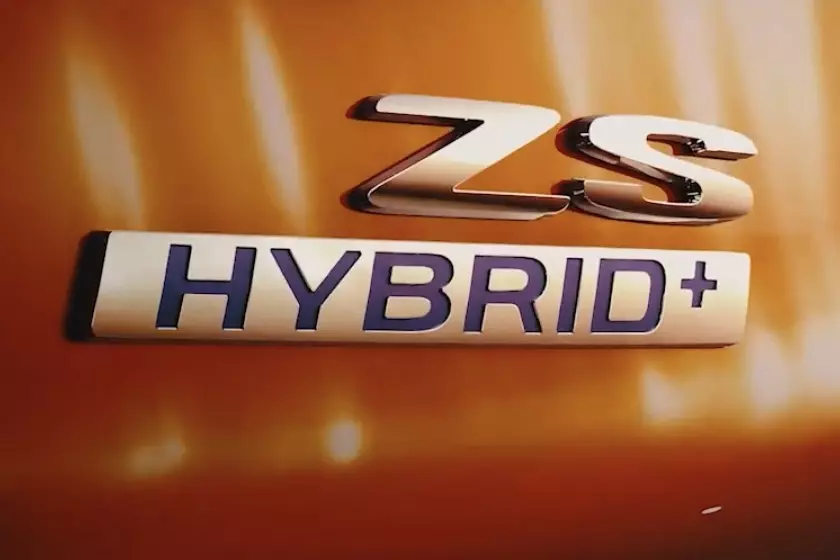 MG ZS 2025 có thêm động cơ hybrid tiết kiệm xăng.