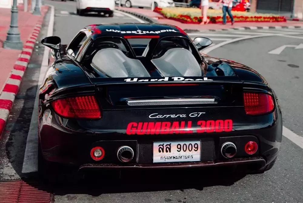 Thành viên Gumball 3000 đáng chờ đợi của đội Thái Lan lộ diện: 1 chiếc Porsche Carrera GT siêu hiếm- Ảnh 3.