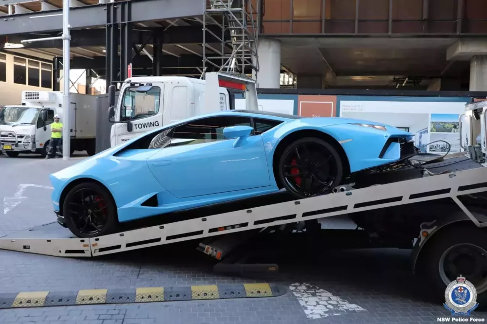 Cảnh sát tịch thu siêu xe Lamborghini của dân chơi nộp đơn xin trợ cấp thất nghiệp trong 5 năm- Ảnh 5.