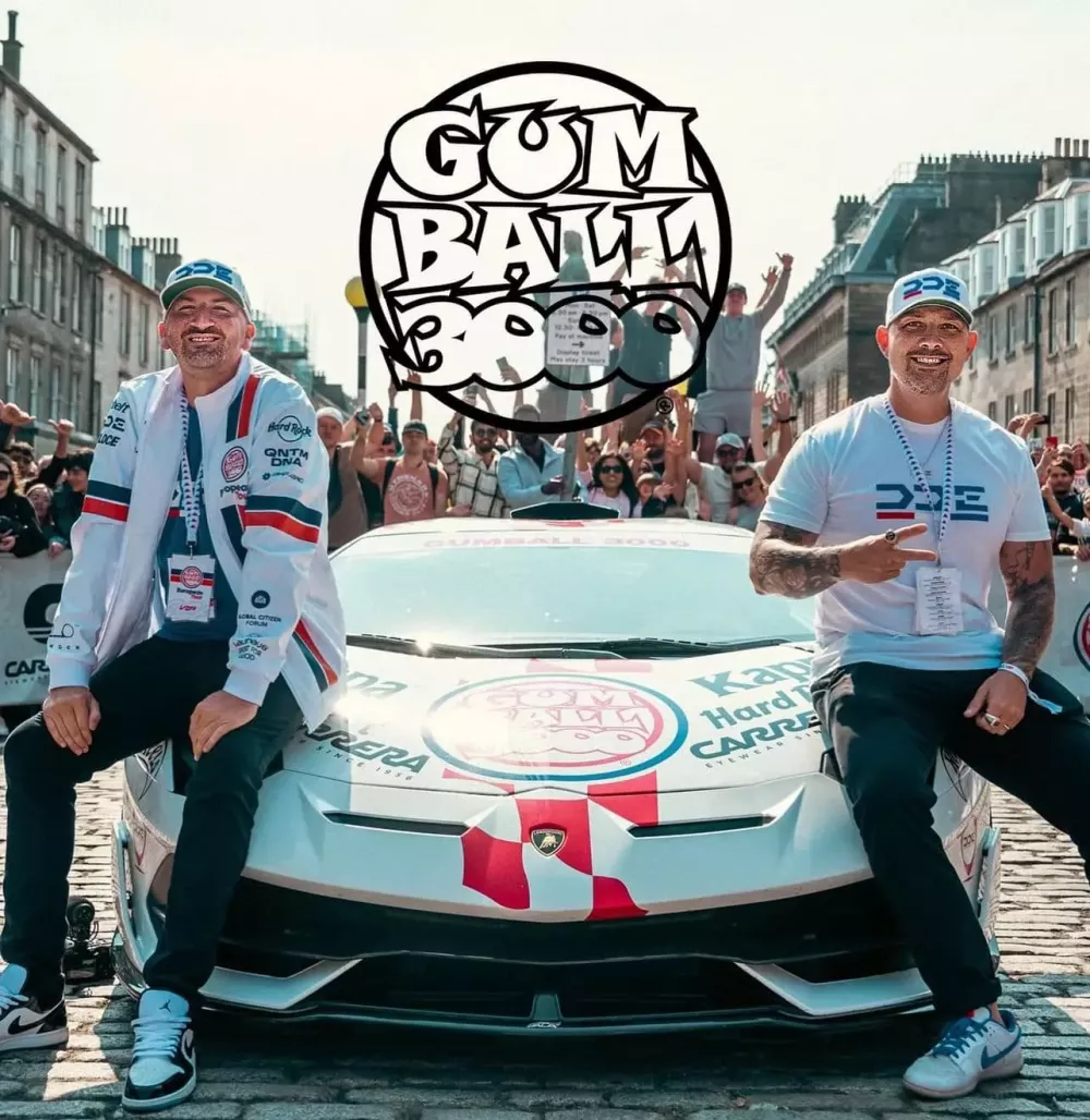 Cặp đôi siêu xe giới hạn Lamborghini Aventador SVJ tại Gumball 3000: Nhóm D.D.E hứa hẹn sẽ gây náo nhiệt- Ảnh 2.