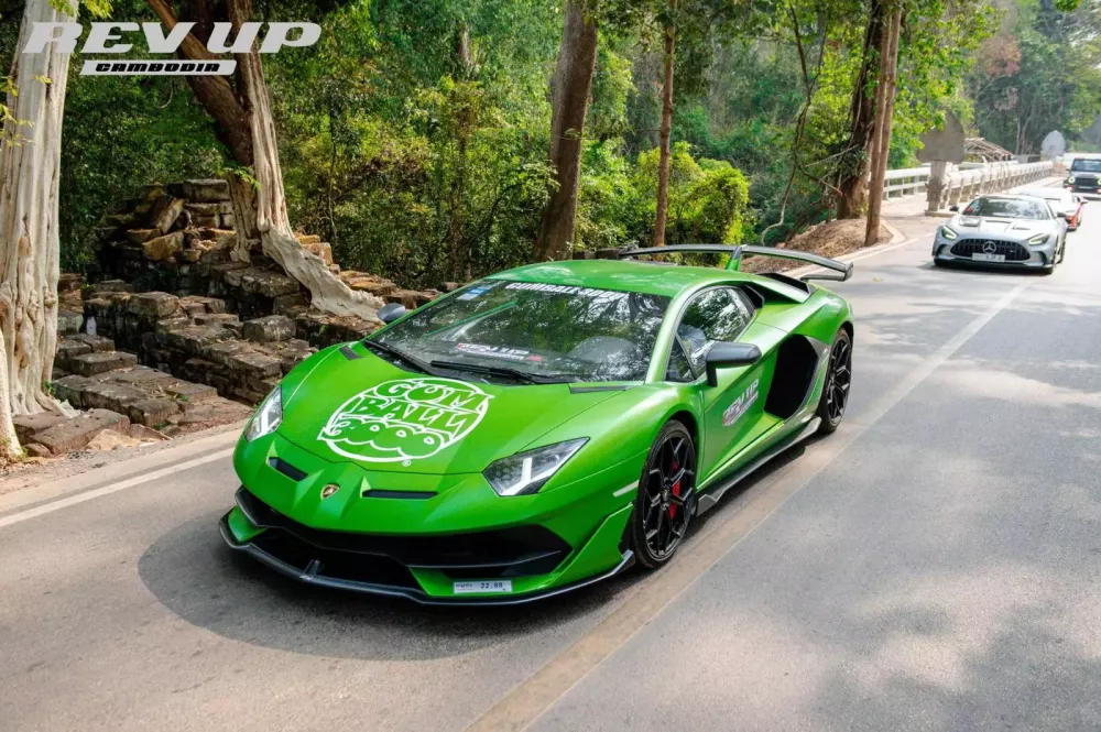 Cận cảnh Lamborghini Aventador SVJ sẽ thay thế siêu phẩm Koenigsegg Jesko làm xe dẫn đoàn ở Gumball 3000 2024- Ảnh 4.