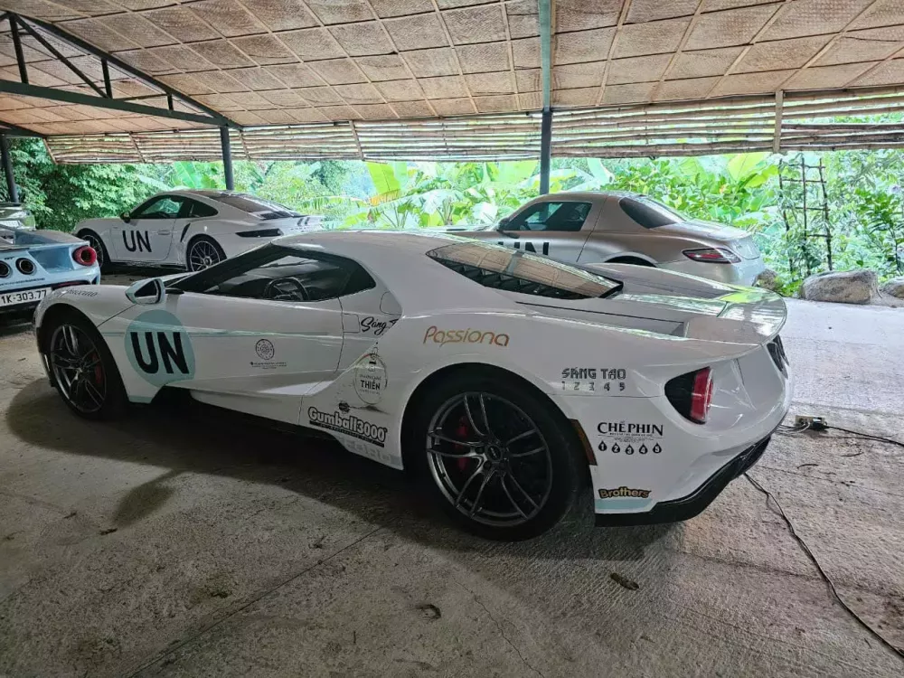 Nhan sắc của cặp đôi Ford GT hơn 130 tỷ đồng sẽ góp mặt tại Gumball 3000- Ảnh 2.