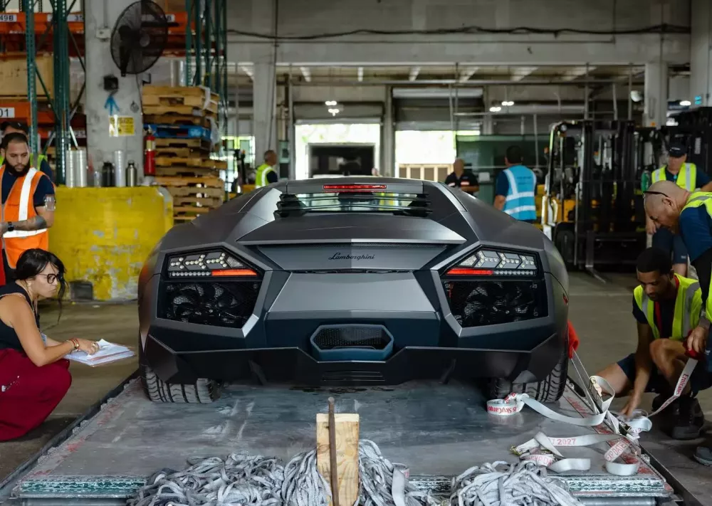 Thực hư tin đồn bom tấn Lamborghini Reventon chỉ 20 xe trên thế giới âm thầm đến Việt Nam tham dự Gumball 3000- Ảnh 1.