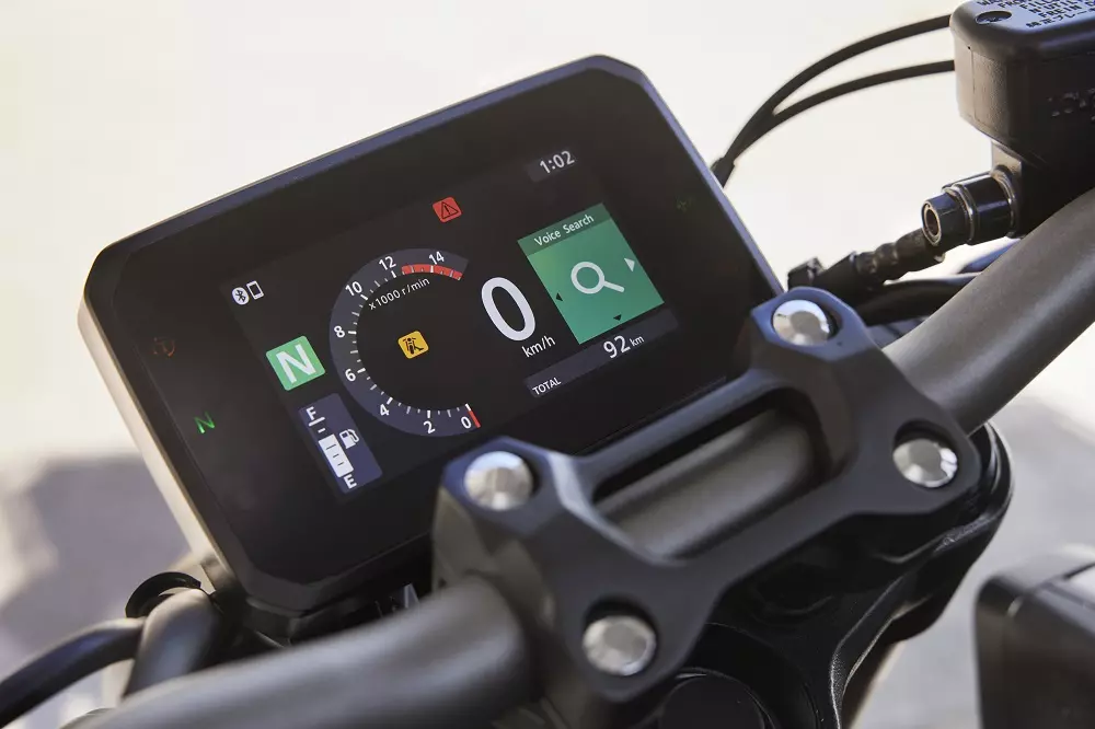 Honda CB650R và CBR650R 2024 đều dùng màn hình màu TFT 5 inch Honda CB650R và CBR650R 2024 đều dùng màn hình màu TFT 5 inch