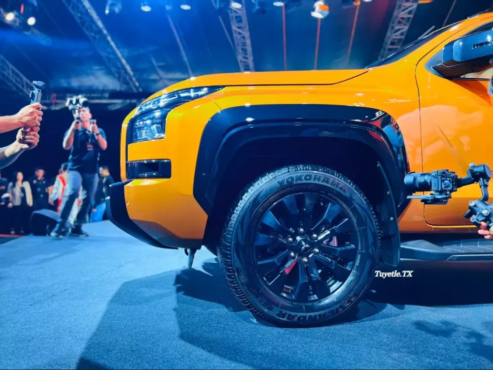 Mitsubishi Triton 2025 bản cao cấp dùng vành 18 inch