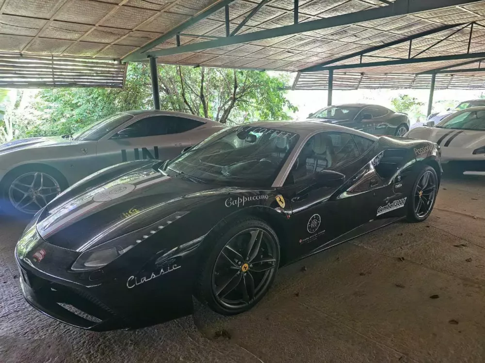 Những chiếc siêu xe 458 và 488 của nhà sưu tập xe Ferrari lớn nhất Việt Nam góp mặt tại Gumball 3000- Ảnh 8.