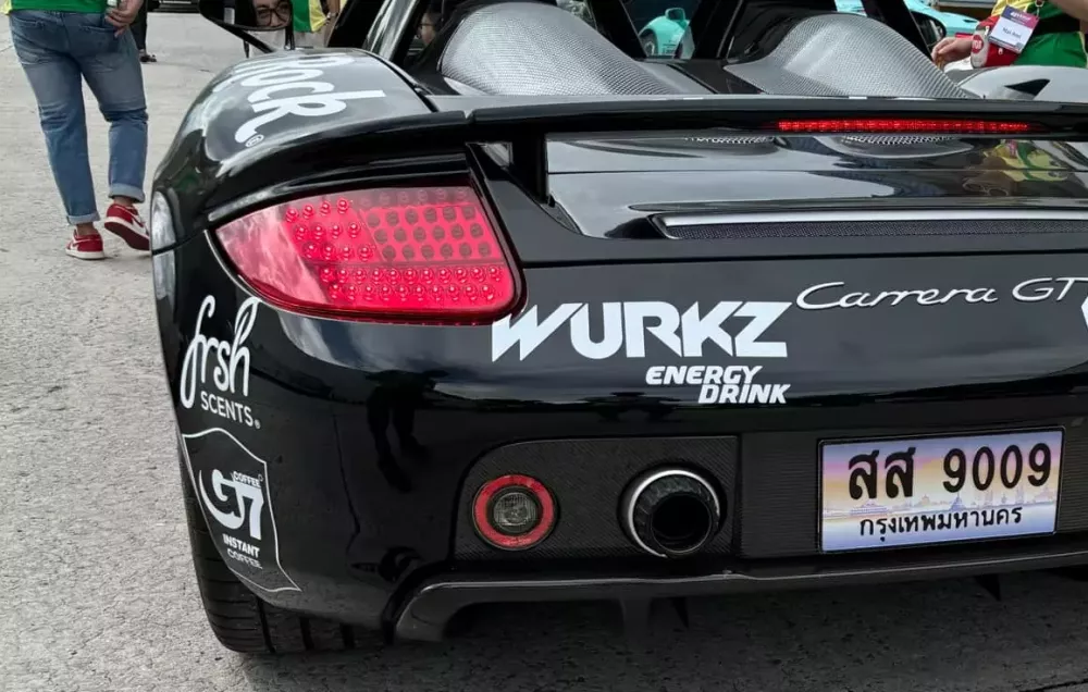 Porsche Carrera GT của đại gia Thái Lan đang di chuyển về quận 1: 1 trong 6 siêu phẩm tại Gumball 3000- Ảnh 3.