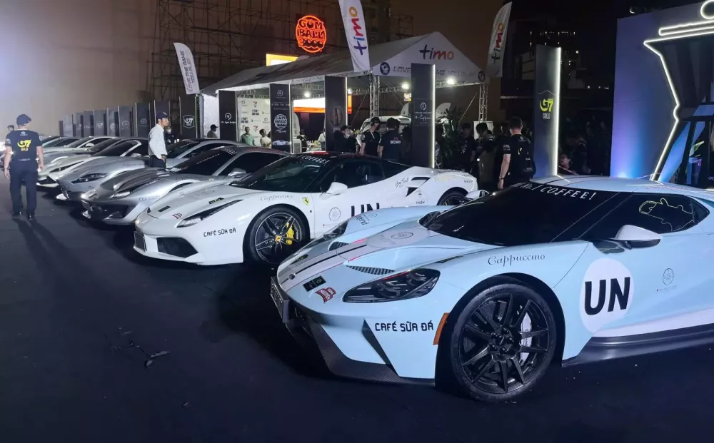 Gumball 3000: Hơn 1.600km để con có thể chạm vào đam mê Bugatti chỉ thấy qua màn hình- Ảnh 9.