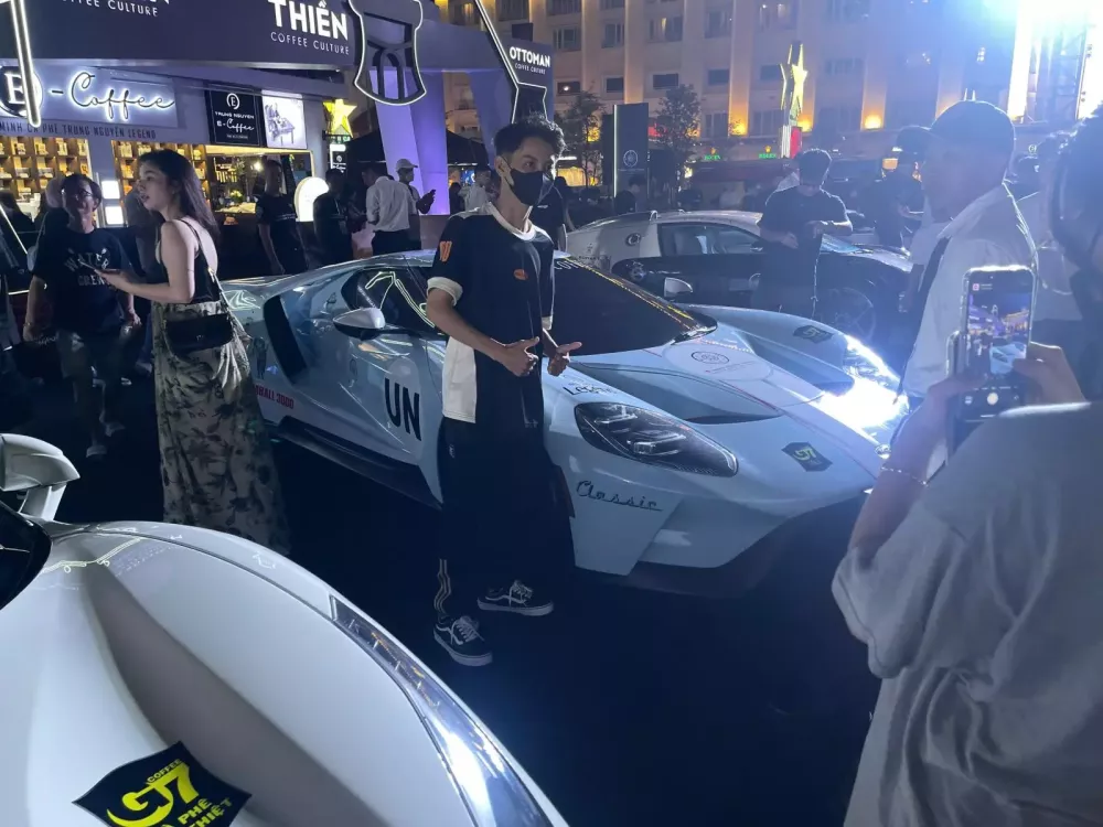 Gumball 3000: Hơn 1.600km để con có thể chạm vào đam mê Bugatti chỉ thấy qua màn hình- Ảnh 11.