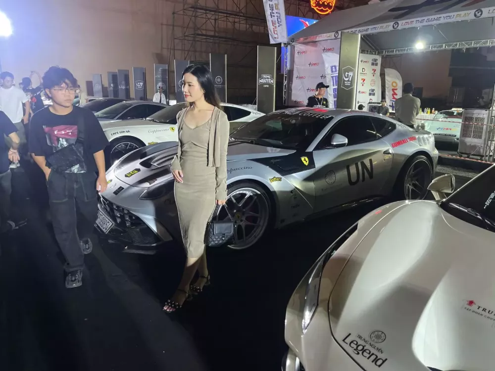 Gumball 3000: Hơn 1.600km để con có thể chạm vào đam mê Bugatti chỉ thấy qua màn hình- Ảnh 10.