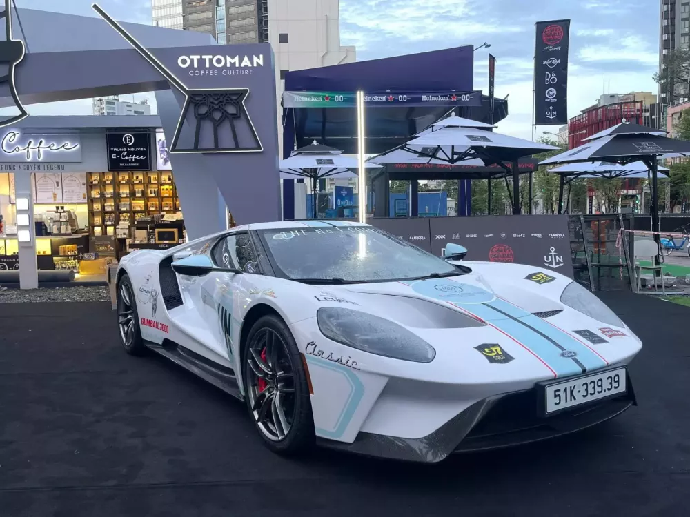 Cận cảnh "nàng thơ" Ford GT '67 Heritage Edition độc nhất Việt Nam, 39 xe trên thế giới nhưng...- Ảnh 2.