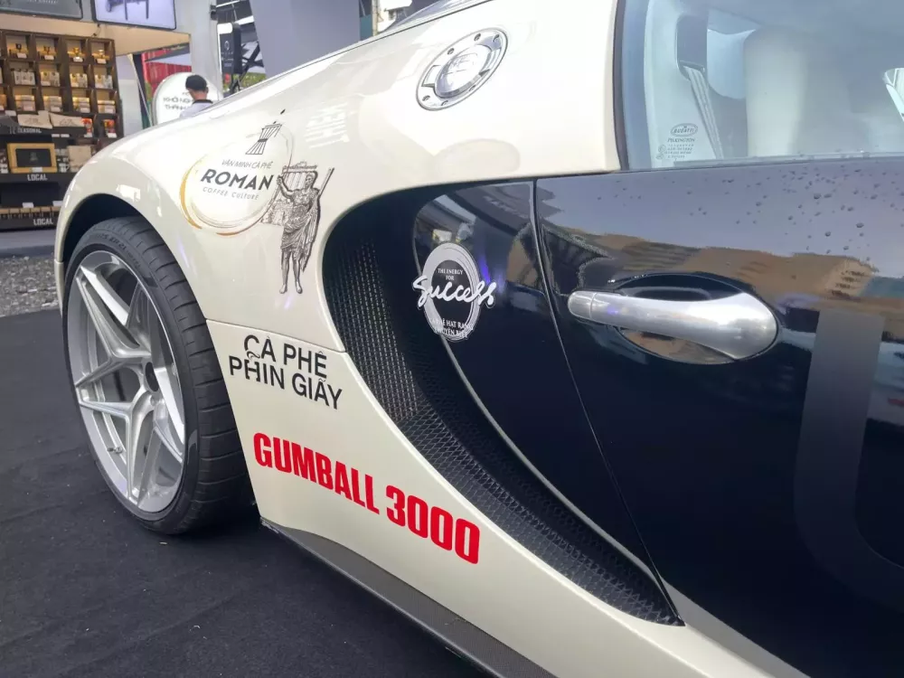 Cận cảnh Bugatti duy nhất tham dự Gumball 3000 ở Việt Nam: Từng được mang đi xuyên Việt gần 2.000 km- Ảnh 6.