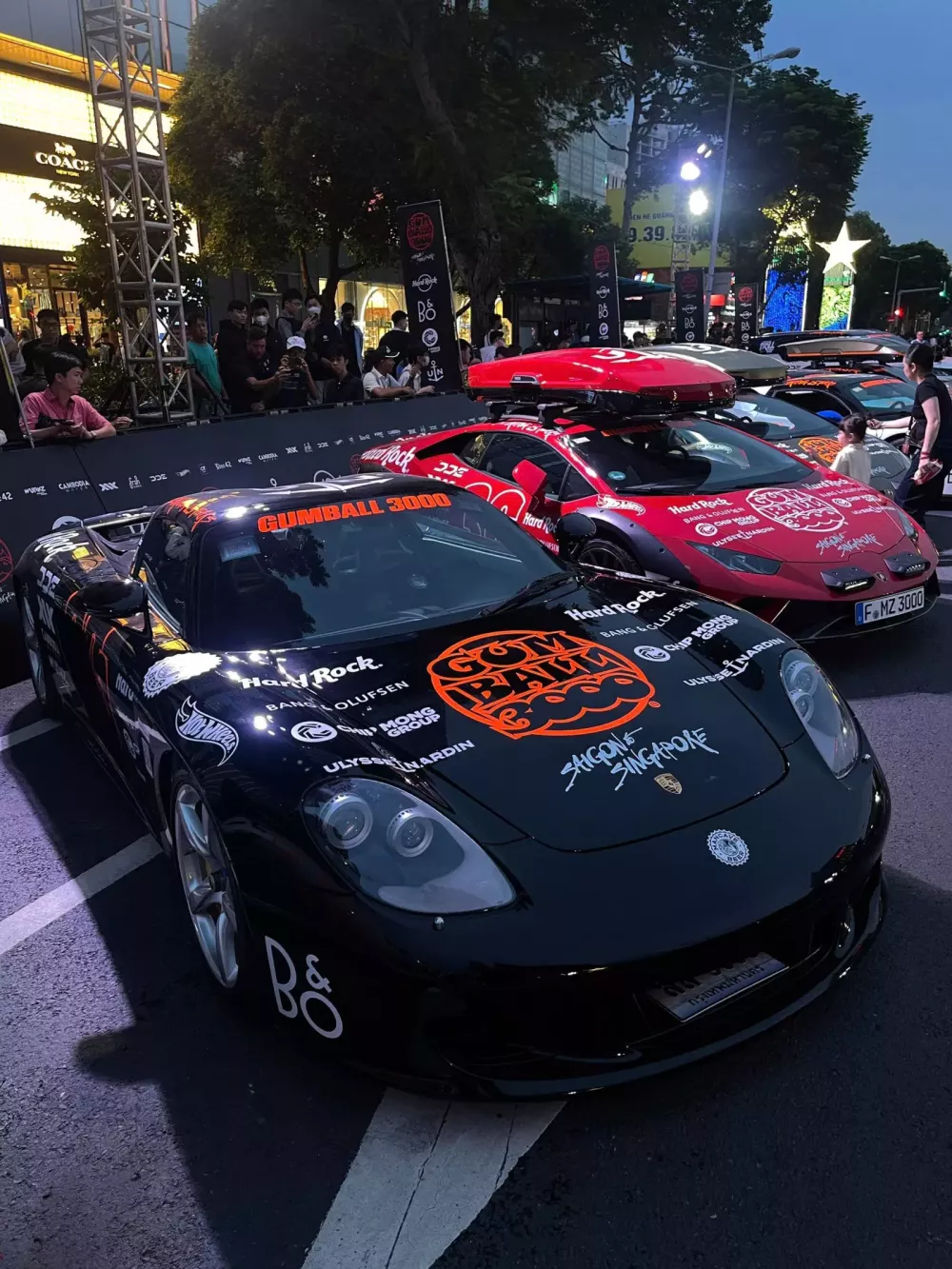 Chi tiết Porsche Carrera GT của đội Thái Lan tại Gumball 3000: Siêu phẩm nhà Porsche mà "Qua" Vũ rất mê- Ảnh 3.