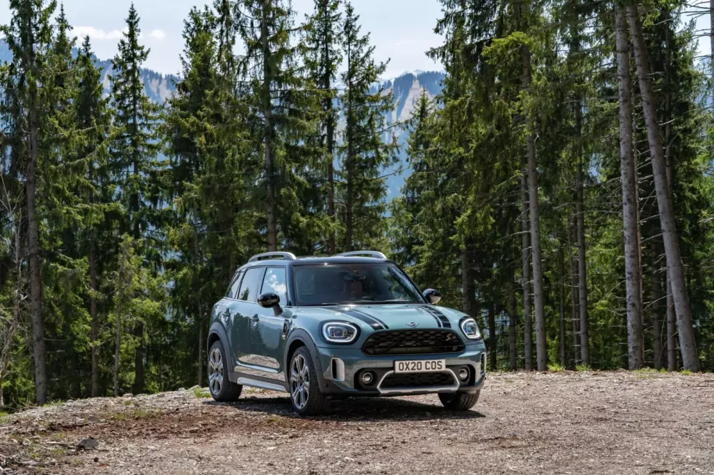 Sở hữu MINI Countryman với nhiều ưu đãi hấp dẫn trong tháng 9- Ảnh 1.