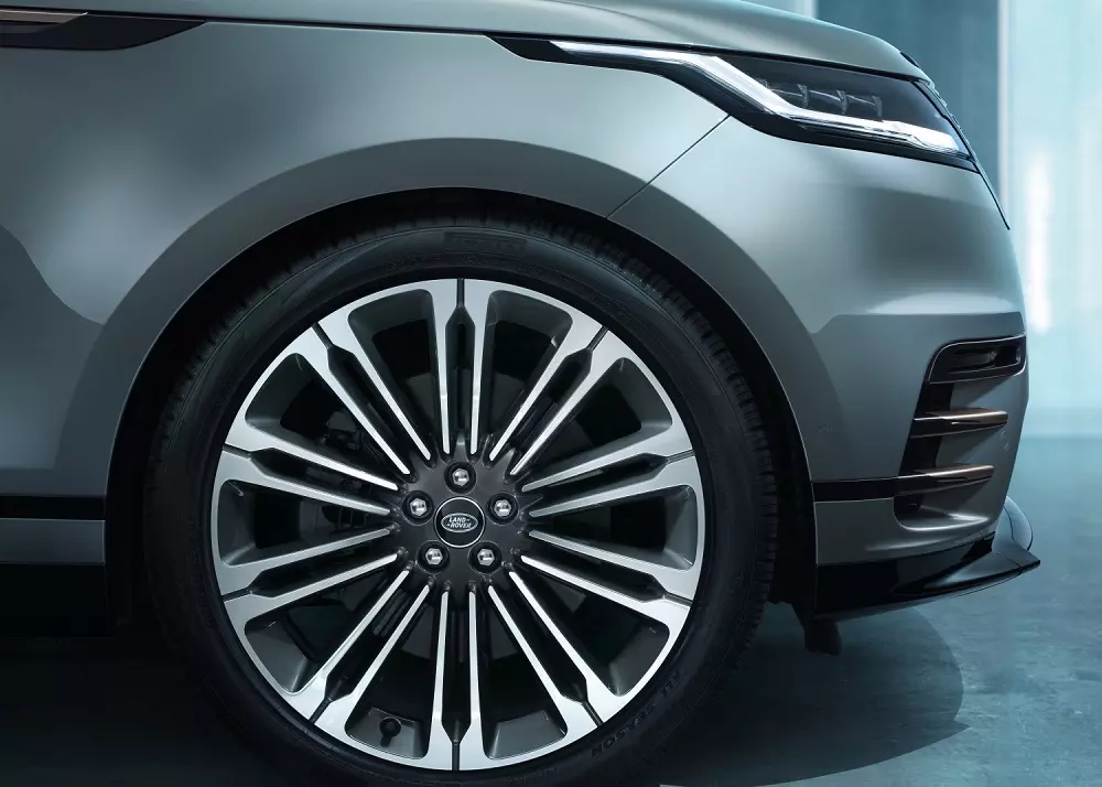 Vành hợp kim đa chấu của Range Rover Velar 2025