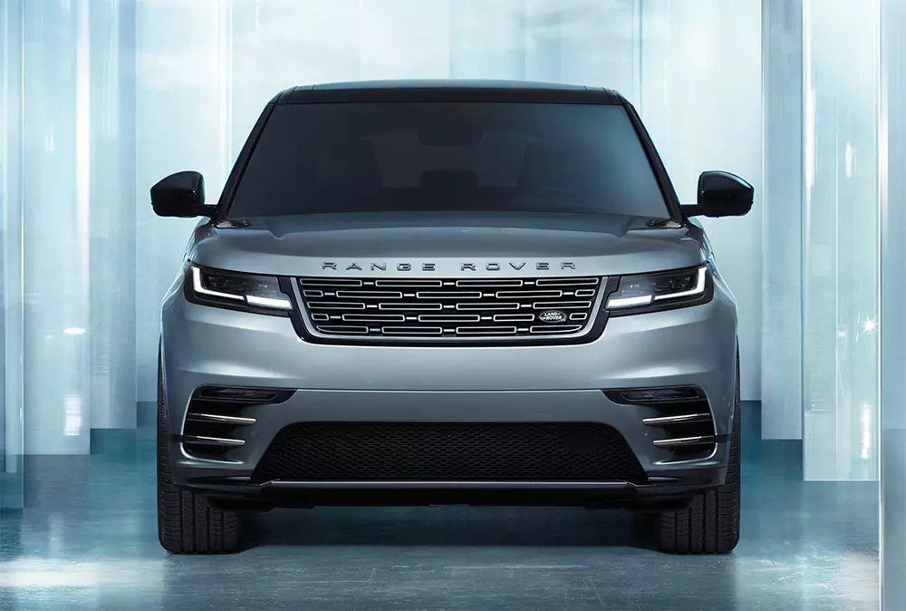 Cận cảnh đầu xe của Range Rover Velar 2025