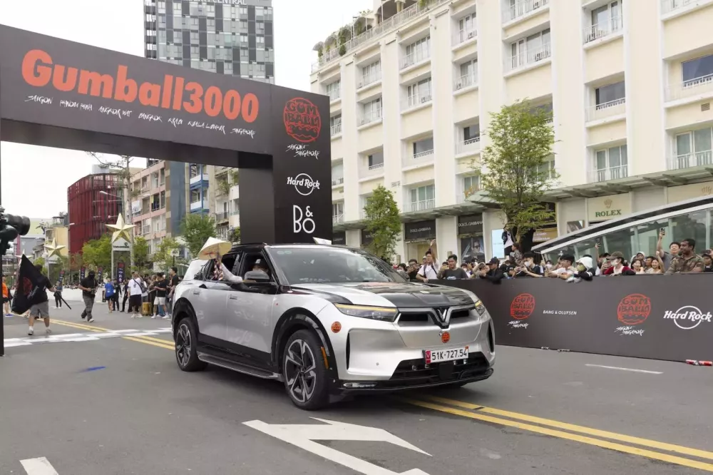 VinFast VF 7 và VF 9 - bộ đôi xe điện duy nhất nổi bật tại Gumball 3000