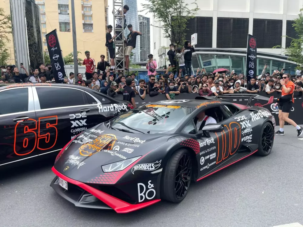 Cận cảnh Lamborghini Huracan STO do IshowSpeed cầm lái tại Gumball 3000 2024: Màu sơn đẹp mắt, có hình ảnh CR7- Ảnh 6.