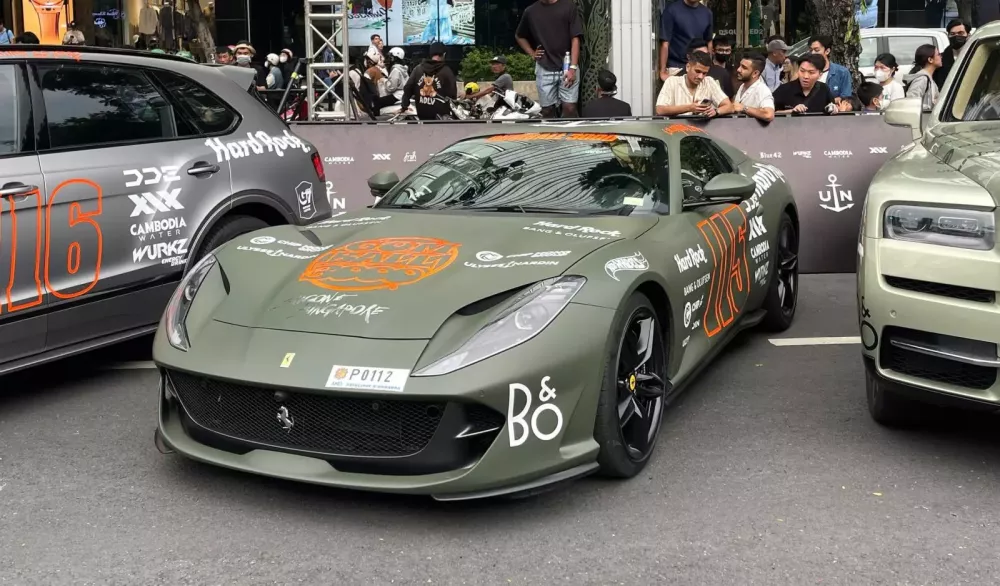 Cận cảnh Ferrari 812 GTS với màu xanh nhám tại Gumball 3000 2024: "Qua" Vũ cũng sắp nhận bàn giao- Ảnh 5.