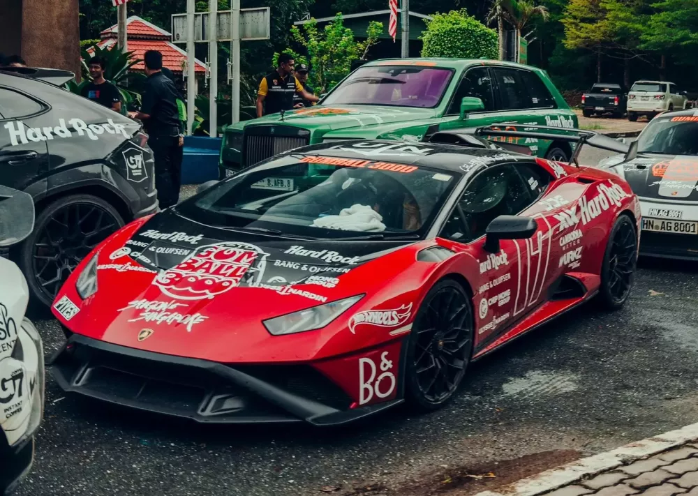 Đoàn siêu xe Gumball 3000 2024 đặt chân đến Malaysia: Bom tấn Koenigsegg Regera xuất hiện vào tối muộn- Ảnh 3.